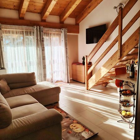 La Villa Gialla Aosta Exteriér fotografie